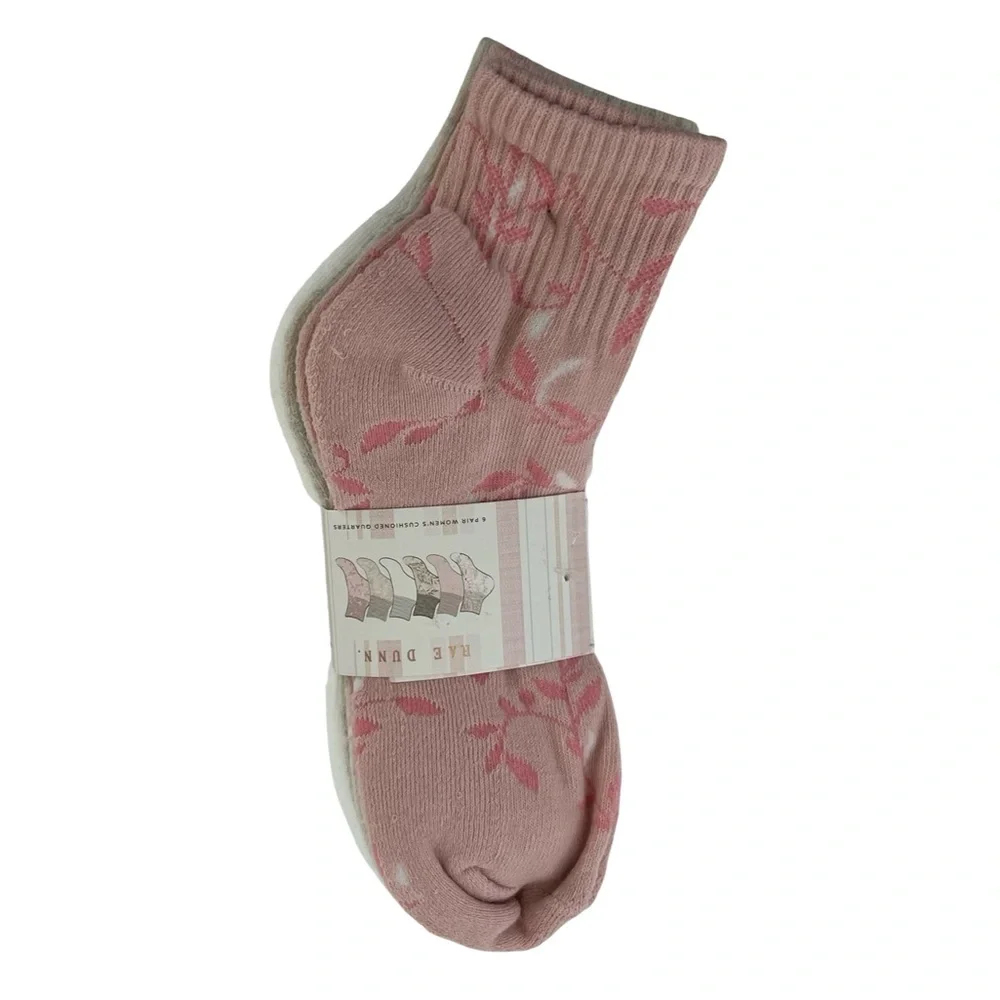 Rae Dunn Women's Cushioned Quarters  Socks 6 pair NIP